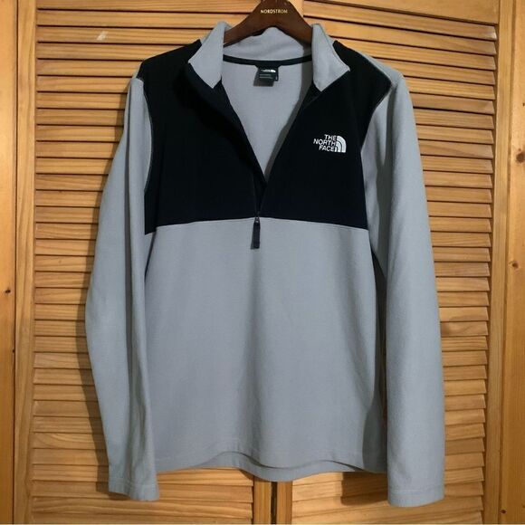 The North Face 1/4 Zip Fleece Medium - Picture 1 of 5